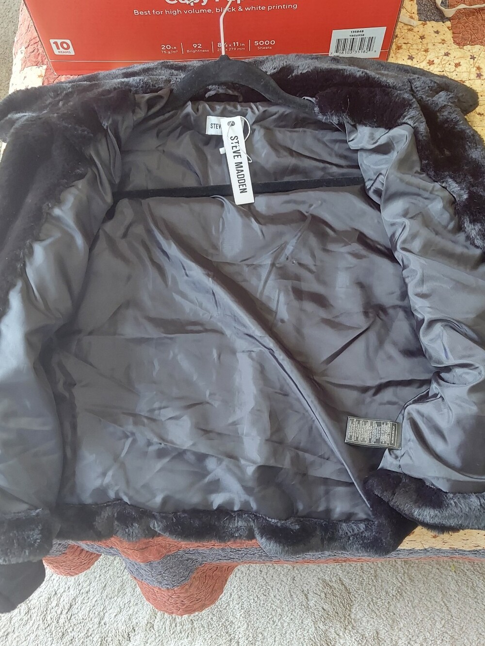 NWT Steve Madden Black Plush Faux-Fur Cropped Teddy Jacket - Picture 7 of 9